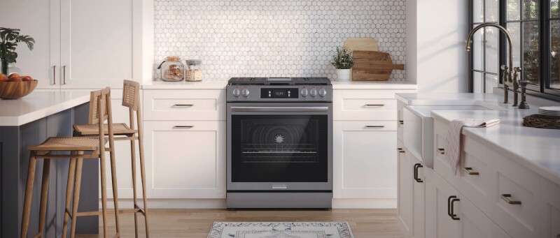 30” Gas Range with 15+ Ways to Cook, Includes Free Air Fry Tray GCFG3060BFA1