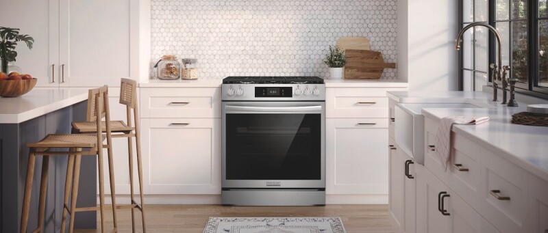 30" Front Control Gas Range with Stone-Baked Pizza view 18
