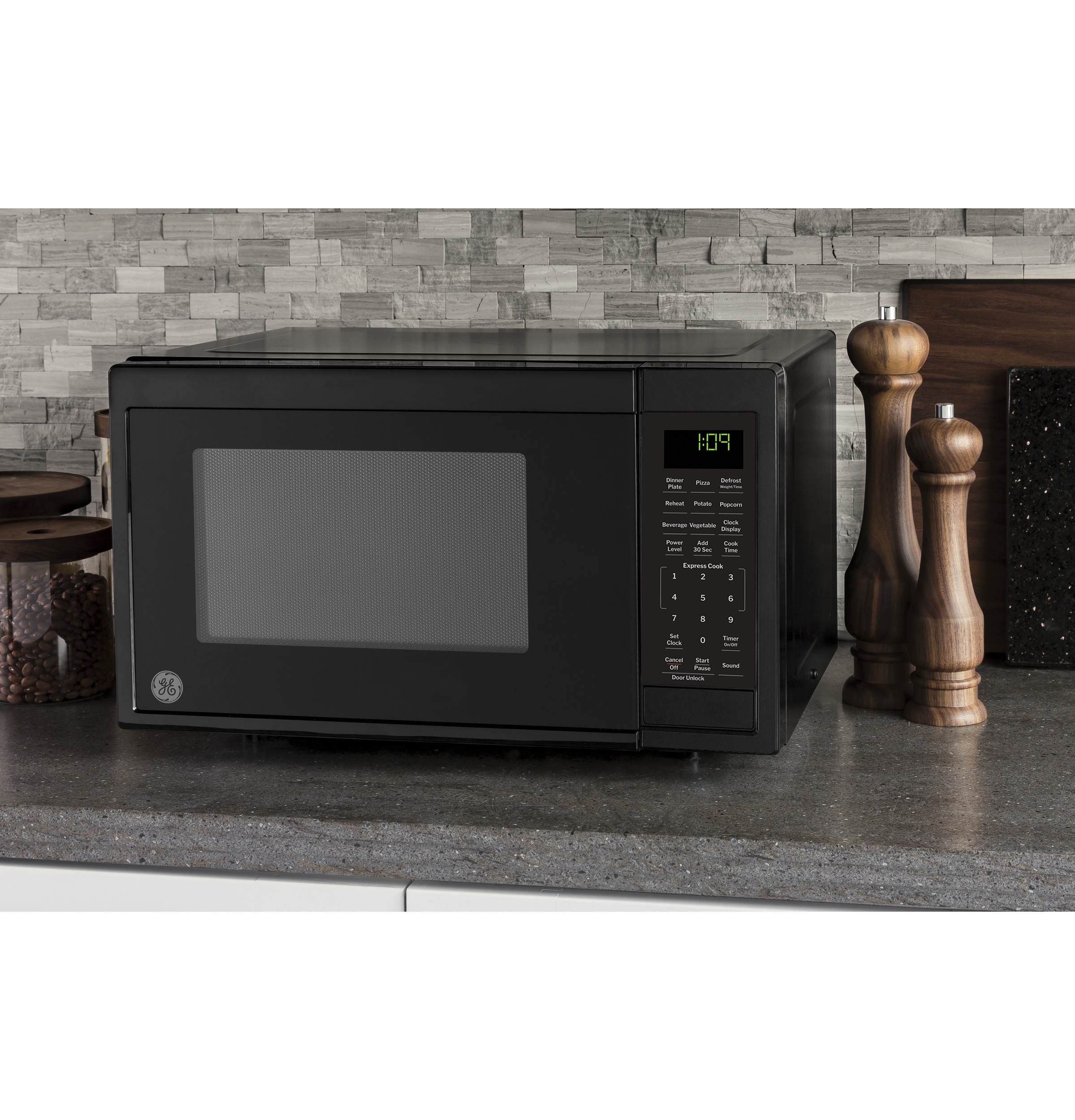0.9 Cu. Ft. Capacity Countertop Microwave Oven view 9
