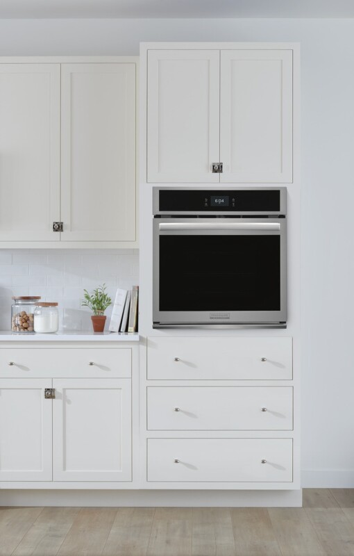 27" Single Electric Wall Oven with Total Convection GCWS2767AF