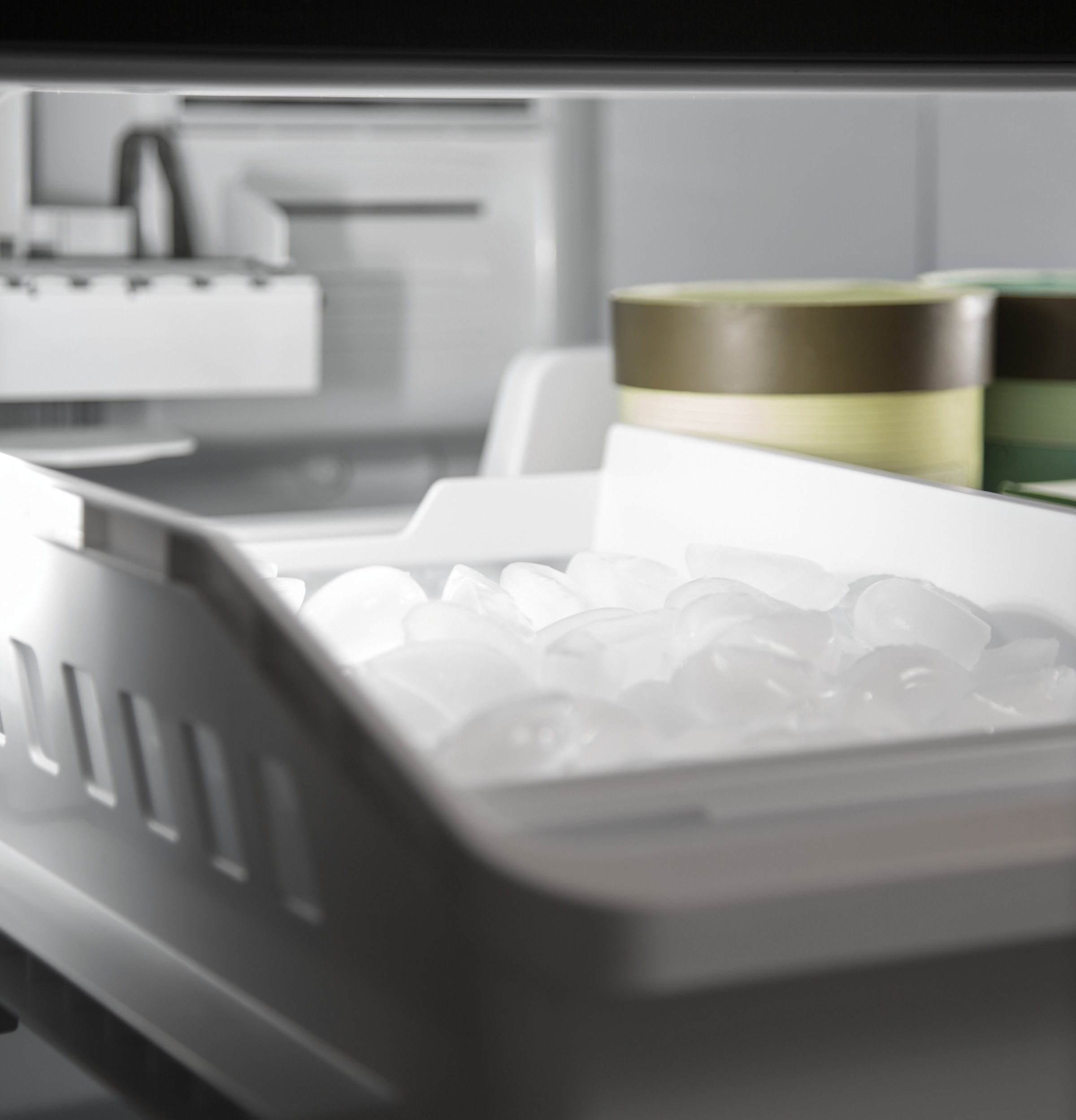 21.0 Cu. Ft. Bottom-Freezer Refrigerator view 7