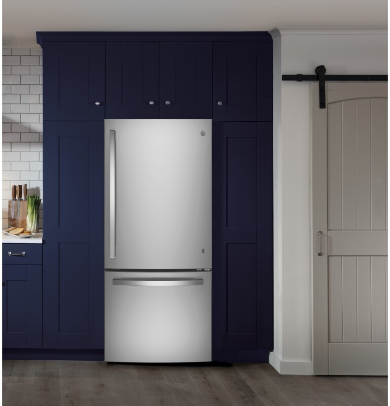 24.8 Cu. Ft. Bottom-Freezer Drawer Refrigerator GDE25ESKSS, product image 13 of 15