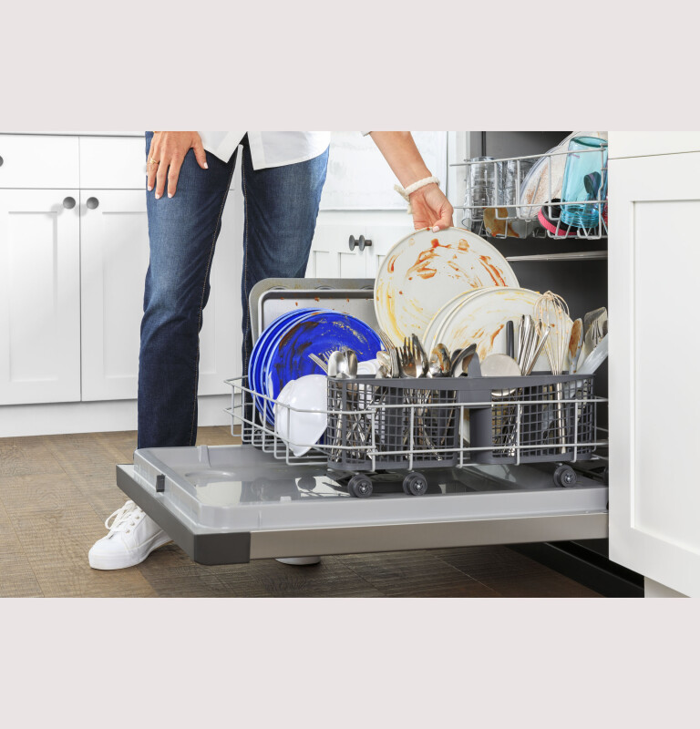 Dishwasher with Upper & Lower Rack Capacity