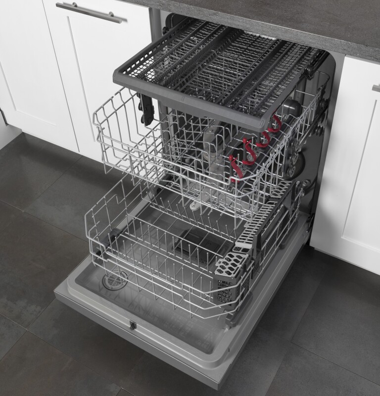 Dishwasher with Front Controls GDF630PFMDS