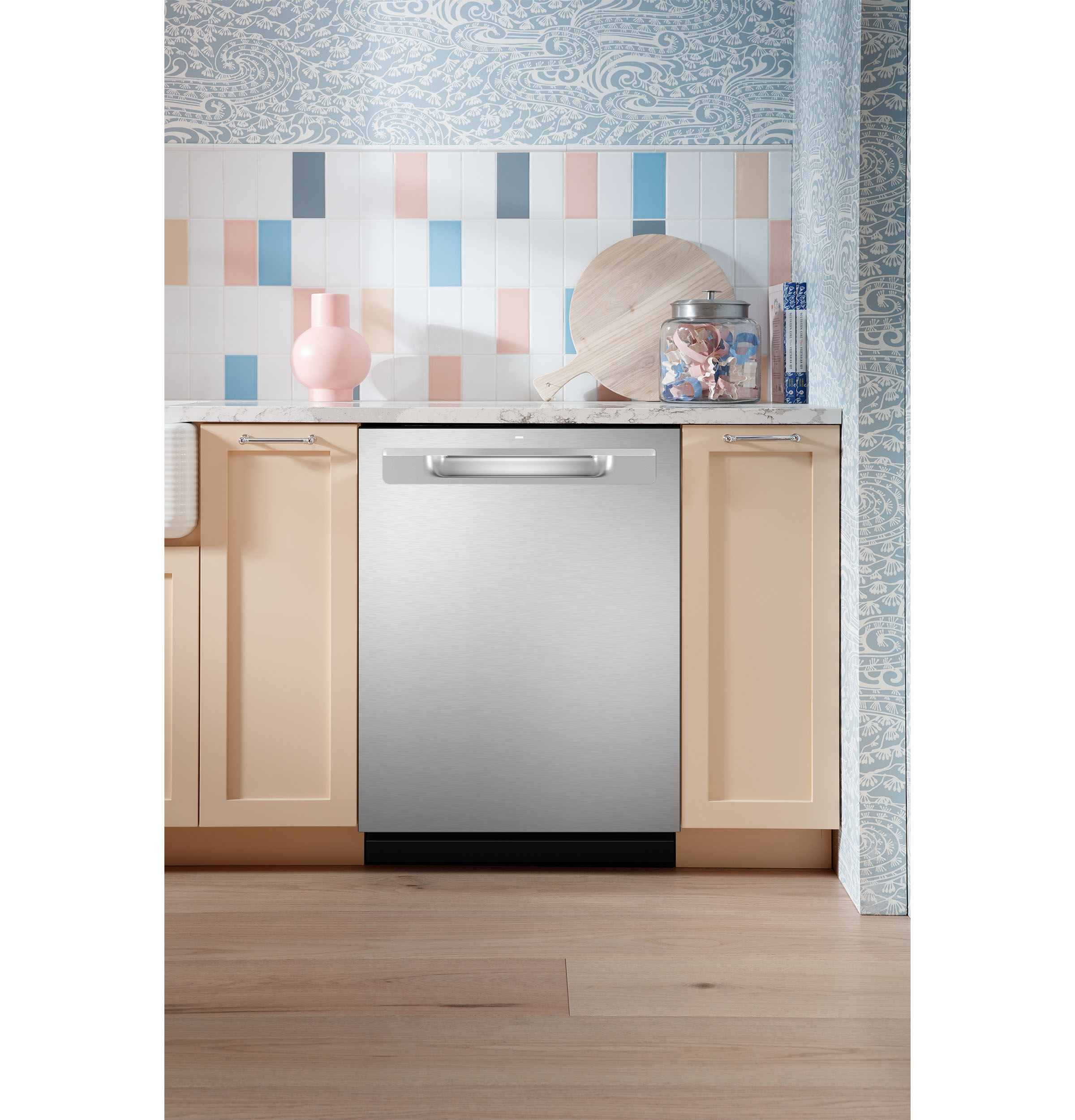 Fingerprint Resistant Top Control with Stainless Steel Interior Dishwasher with Sanitize Cycle view 27