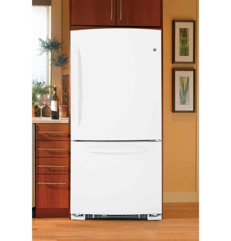 22.7 Cu. Ft. Bottom-Freezer Drawer Refrigerator GDSC3KCYWW, product image 4 of 8
