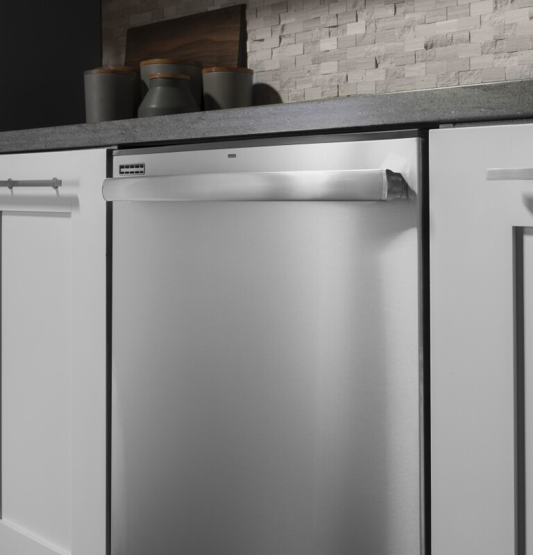 Top Control with Plastic Interior Dishwasher with Sanitize Cycle & Dry Boost GDT530PSPSS