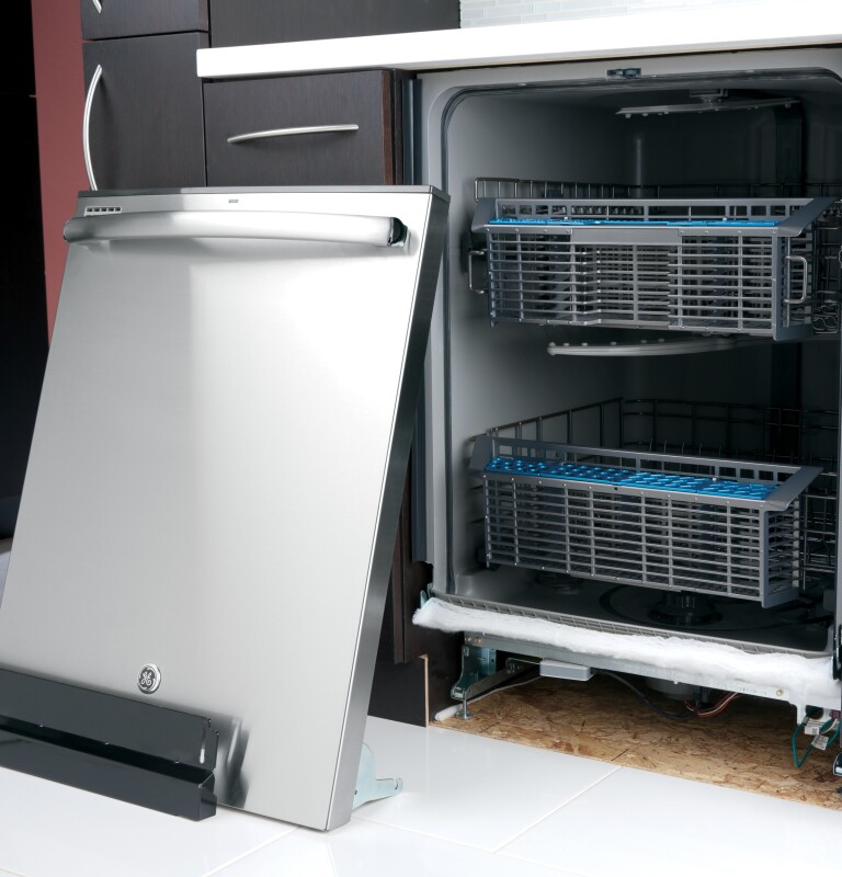 Hybrid Stainless Steel Interior Dishwasher with Hidden Controls GDT550HSDSS