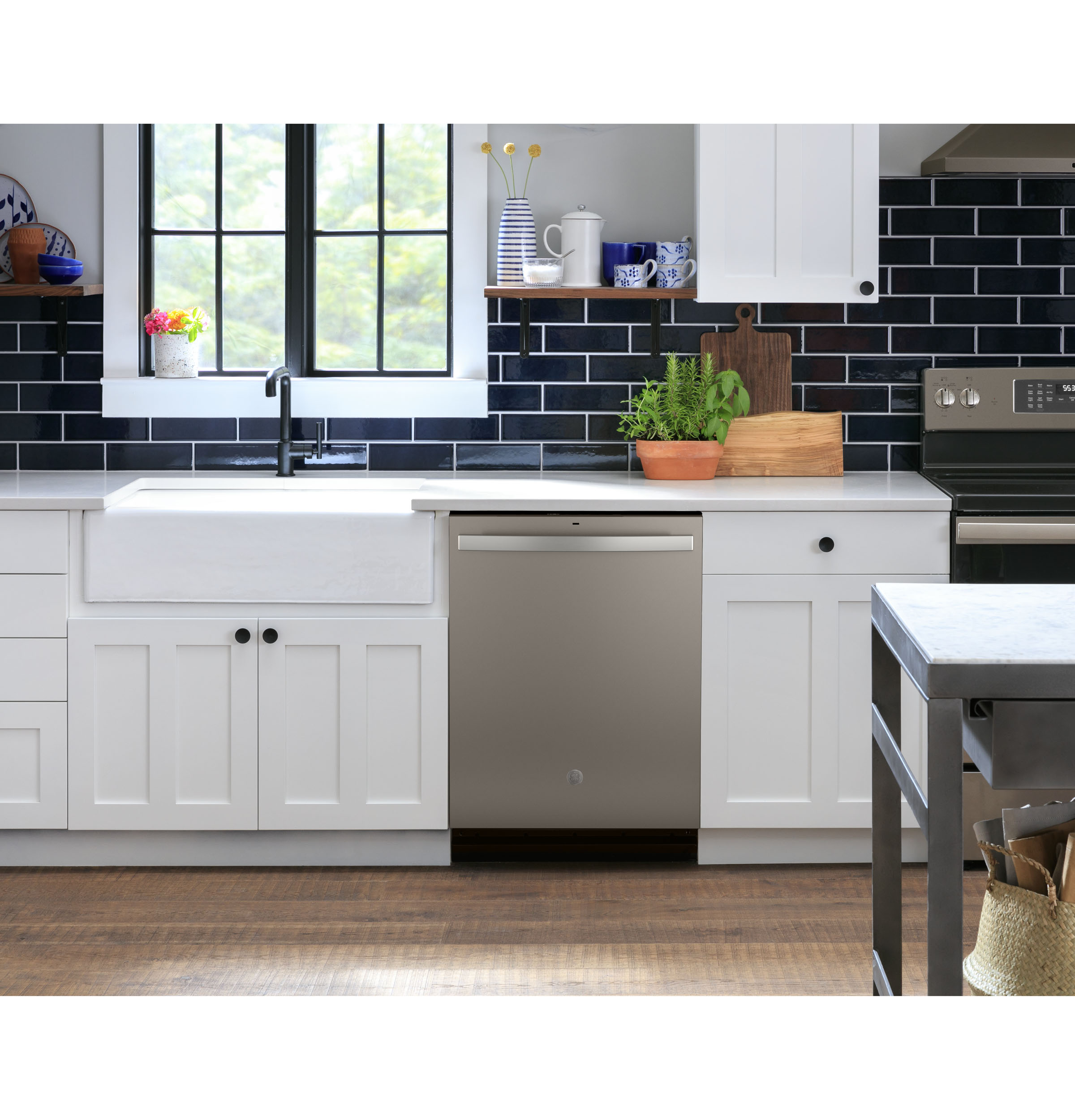 Top Control with Plastic Interior Dishwasher with Sanitize Cycle & Dry Boost view 13