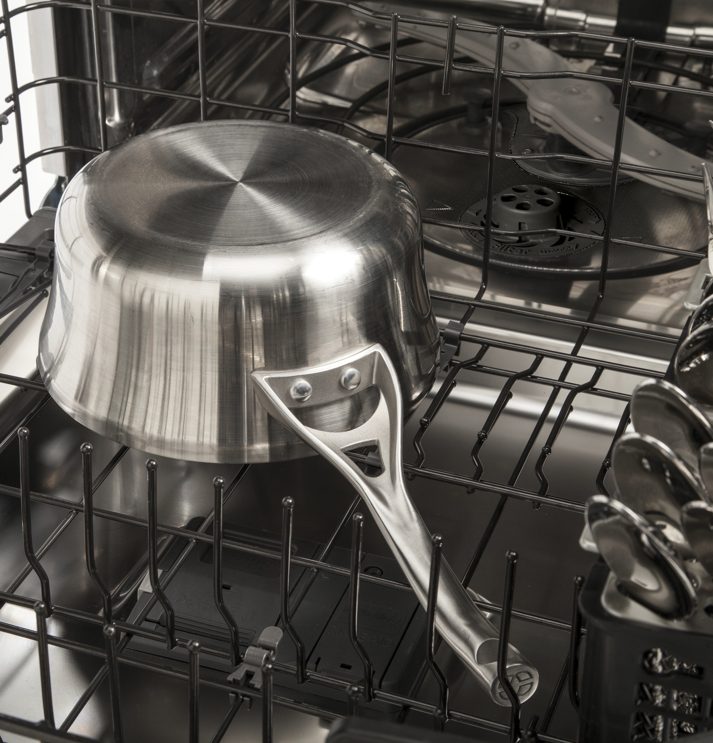 Stainless Steel Interior Dishwasher with Hidden Controls view 20
