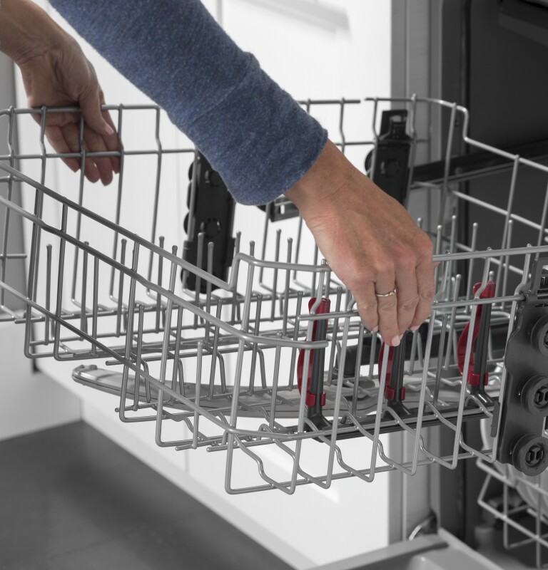 Top Control with Plastic Interior Dishwasher with Sanitize Cycle & Dry Boost GDT605PFMDS