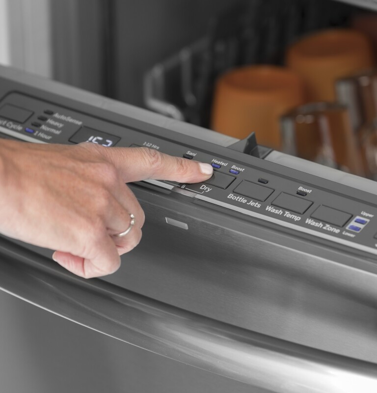Top Control with Plastic Interior Dishwasher with Sanitize Cycle & Dry Boost GDT605PGMBB