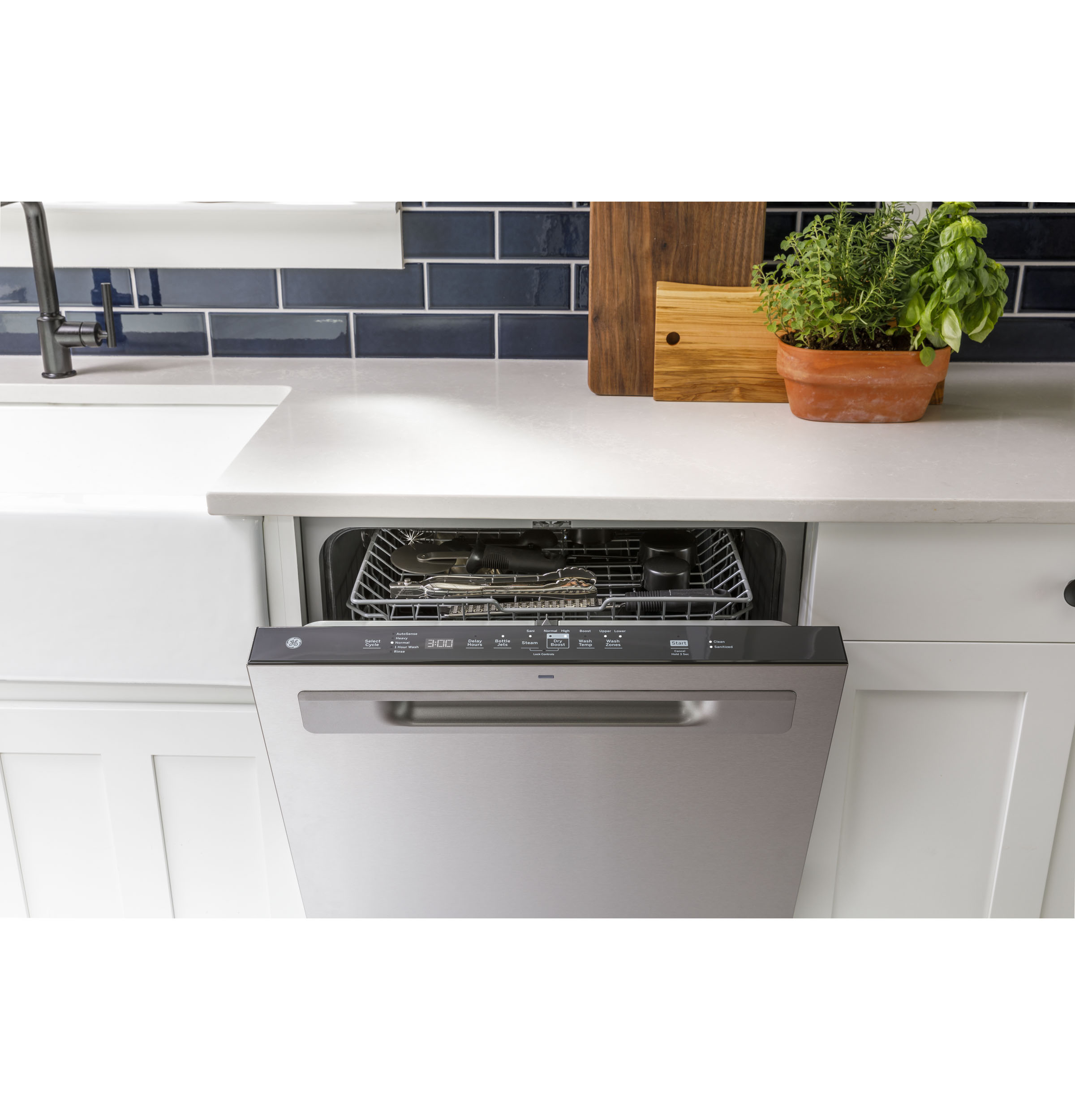 Top Control with Plastic Interior Dishwasher with Sanitize Cycle & Dry Boost view 15