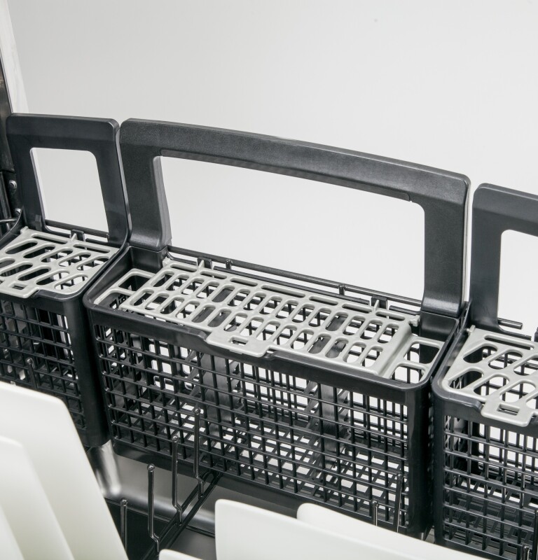Stainless Steel Interior Dishwasher with Hidden Controls GDT655SMJES