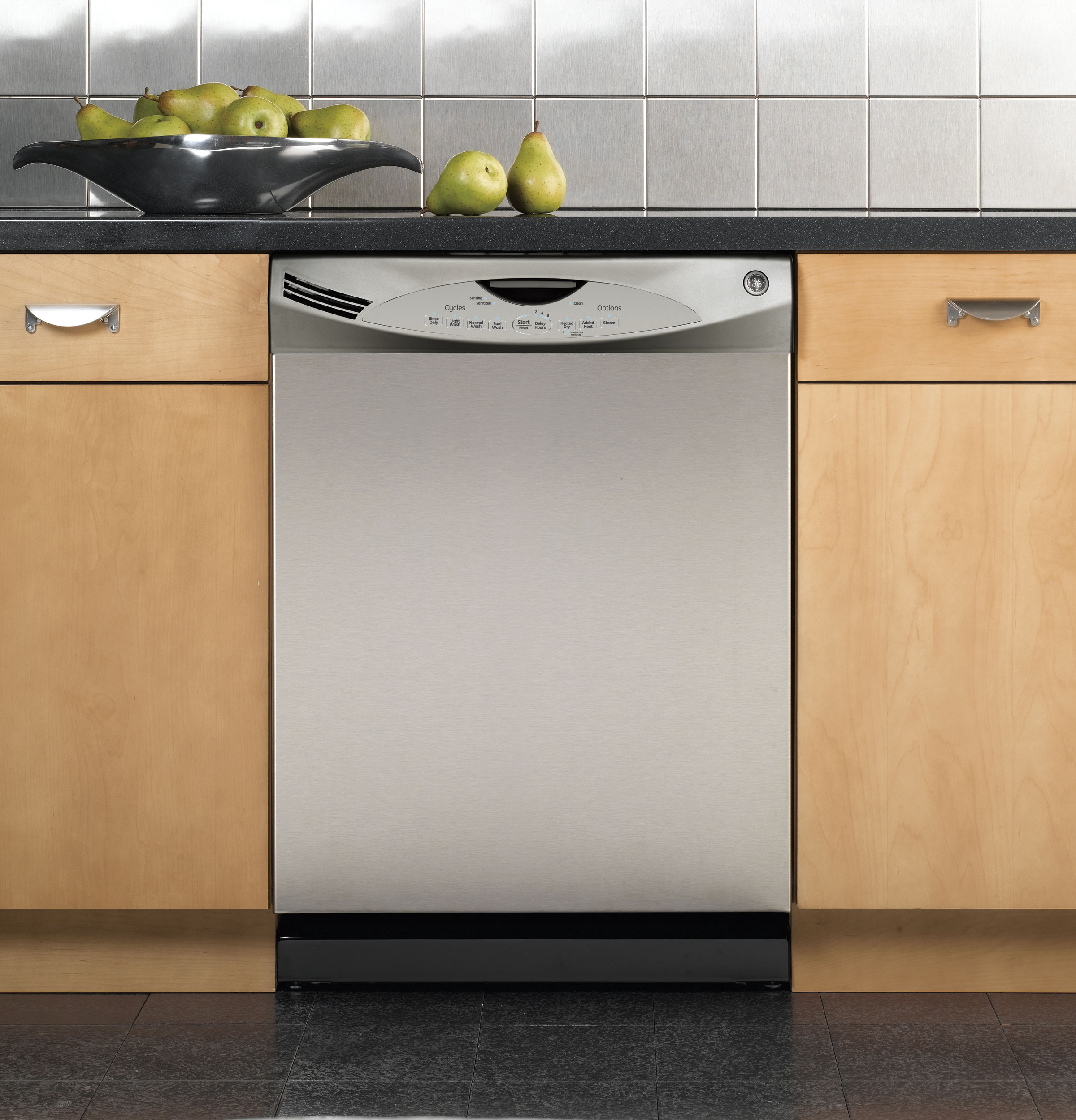 Built-In Dishwasher GDWF160RSS