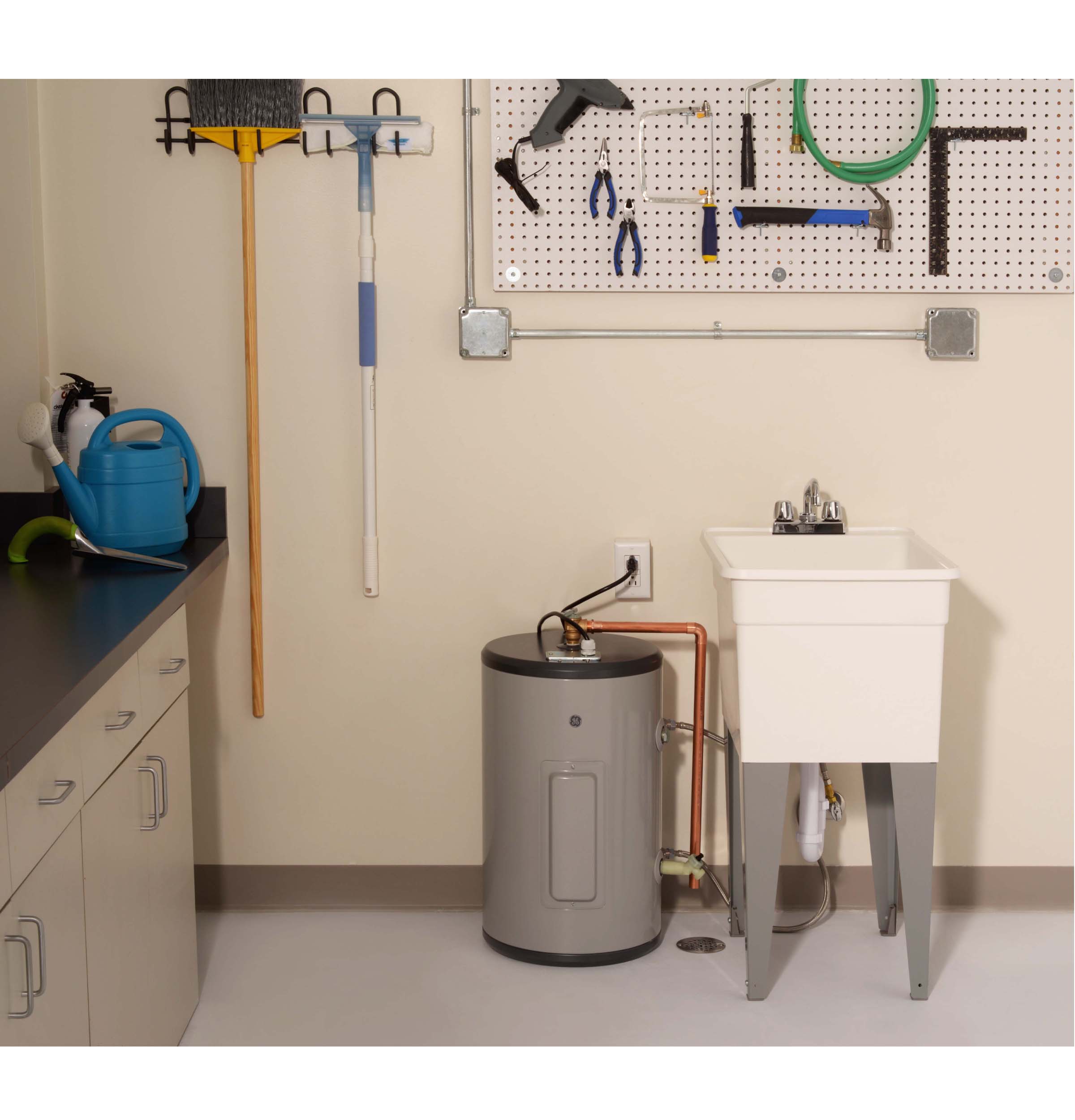 10 Gallon Electric Point of Use Water Heater GE10P08BAR