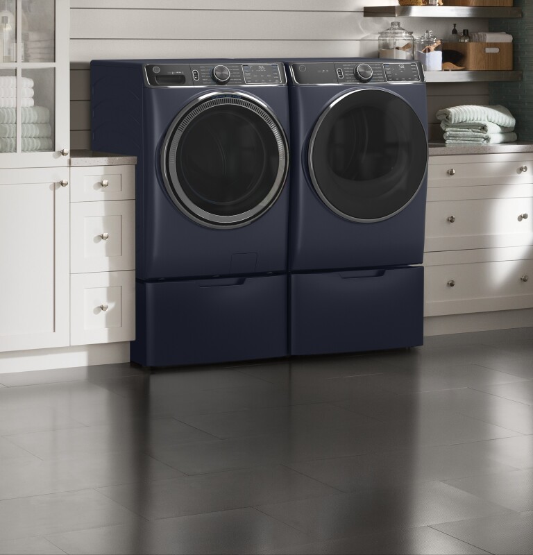 7.8 cu. ft. Capacity Smart Front Load Gas Dryer with Steam and Sanitize Cycle GFD85GSPNRS