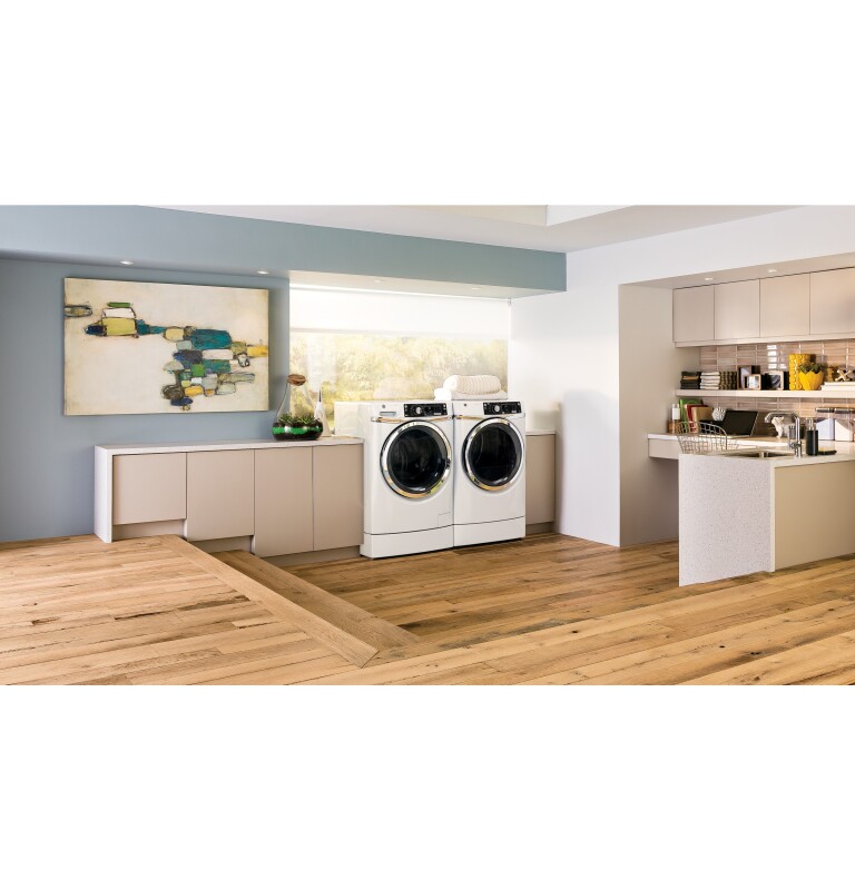 8.1 cu. ft. capacity RightHeight Design Front Load gas dryer with steam GFDR270GHWW, product image 6 of 14