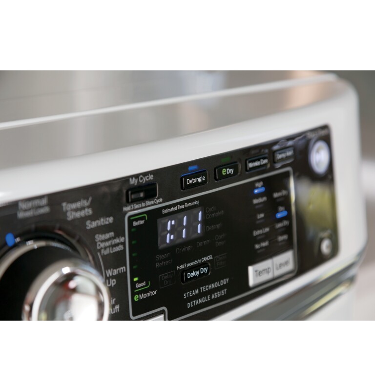 8.1 cu. ft. capacity RightHeight Design Front Load gas dryer with steam GFDR270GHWW, product image 10 of 14