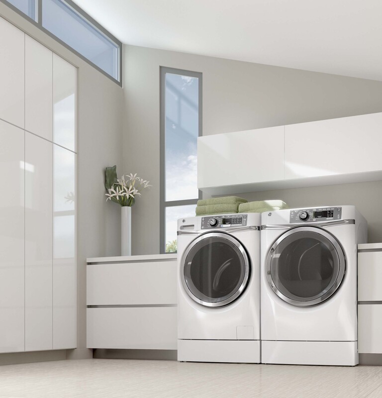 8.3 cu. ft. capacity RightHeight Design Front Load electric dryer with steam GFDR480EFWW, product image 8 of 16