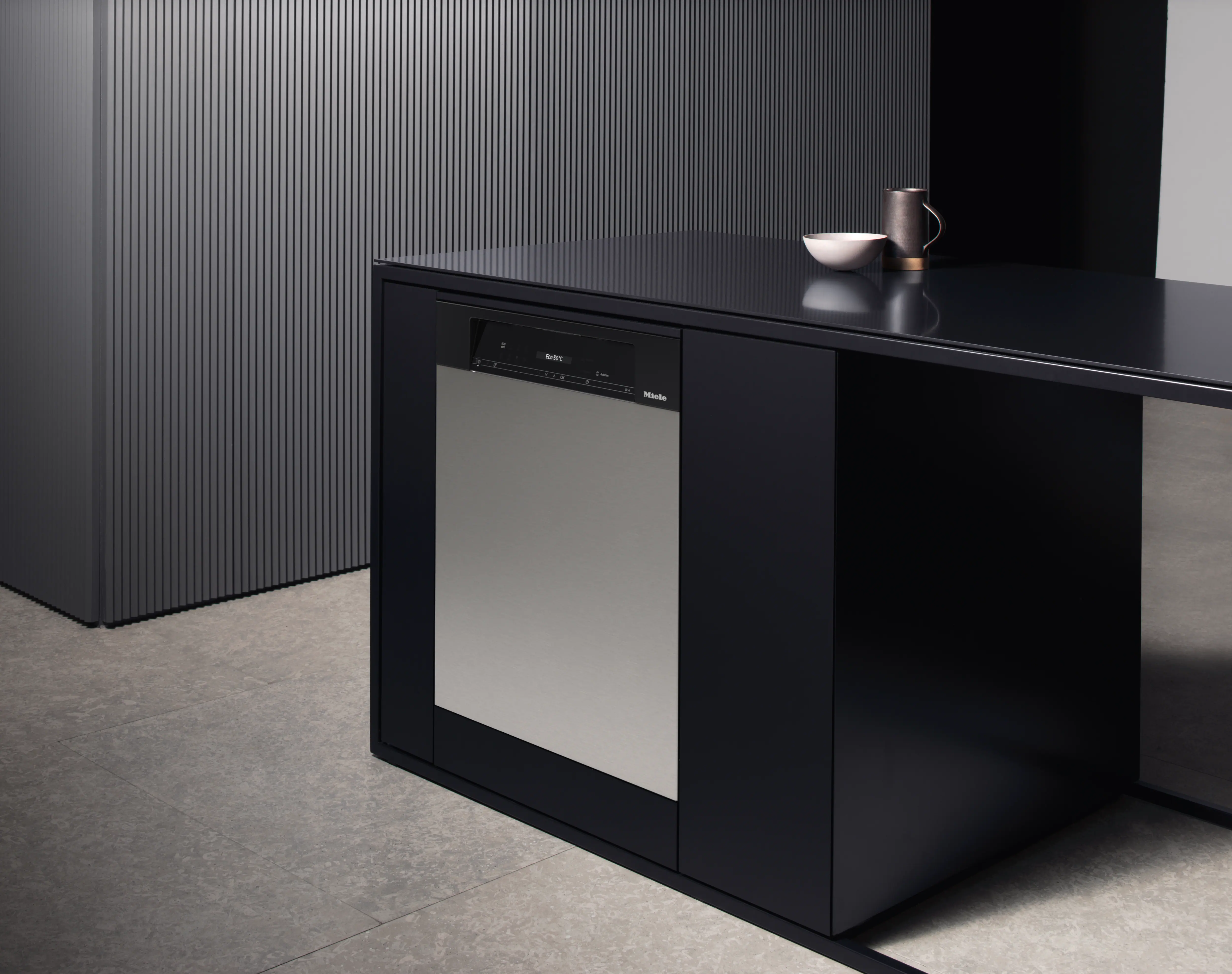 Int. front panel: W x H, 24 x 25 in Front panels for integrated dishwashers. GFV60657