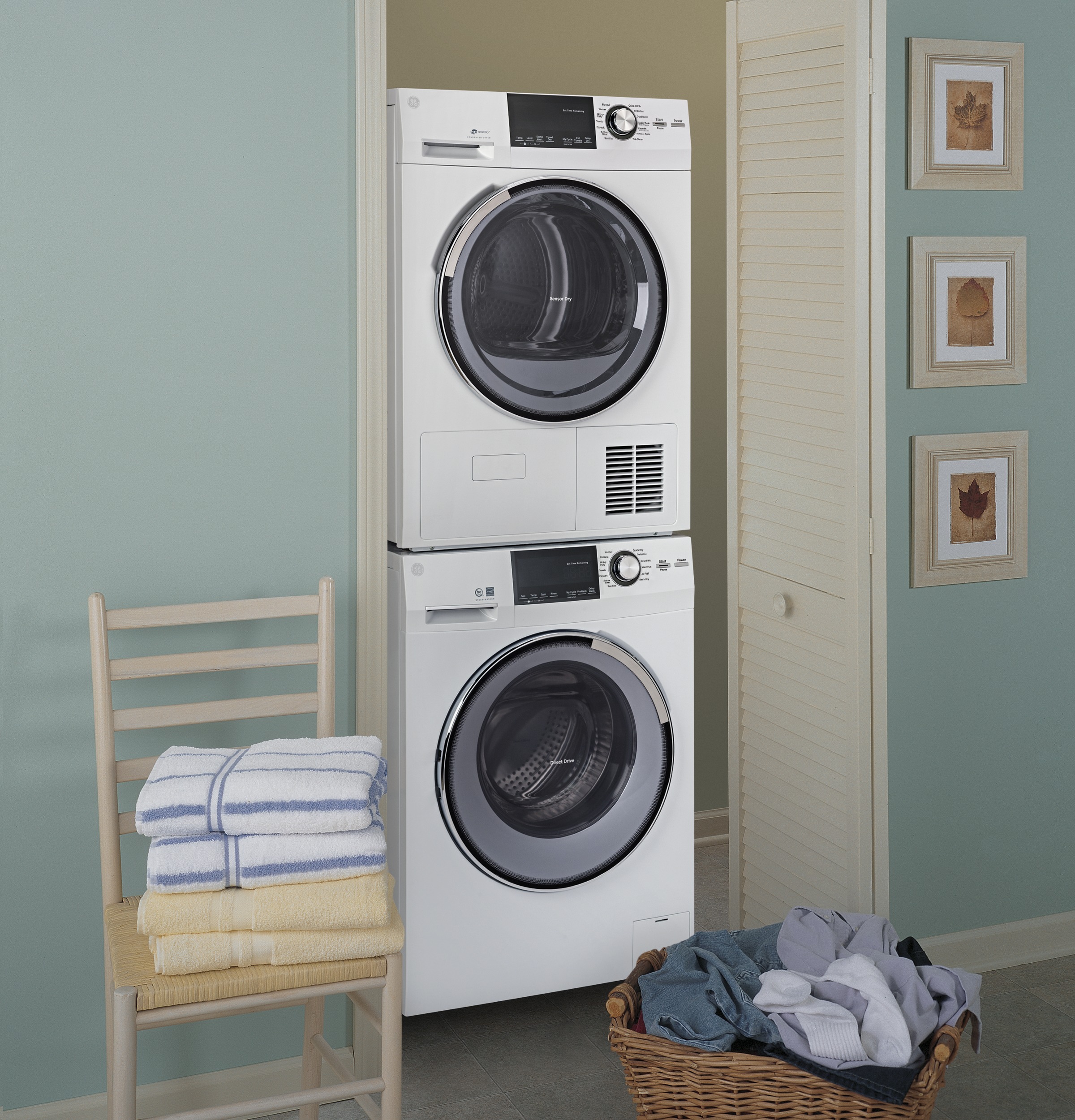 2.4 DOE cu. ft. Frontload Washer with Steam GFW148SSLWW