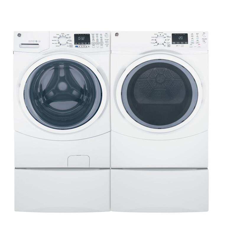 4.5 cu. ft. Capacity Front Load Washer with Steam GFW450SSMWW