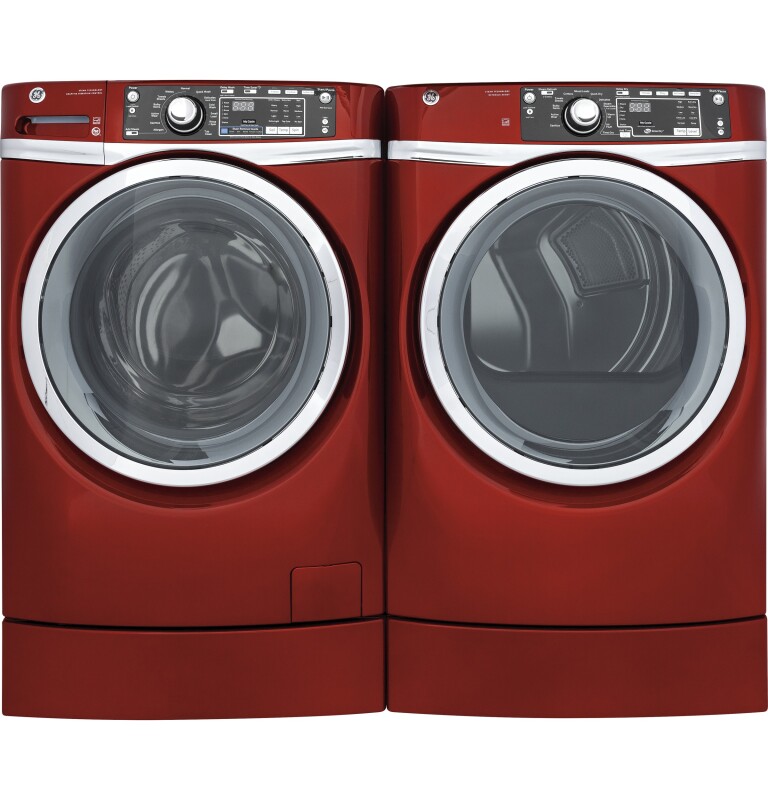 4.9 DOE cu. ft. Capacity RightHeight Front Load Washer with Steam GFW490RPKRR