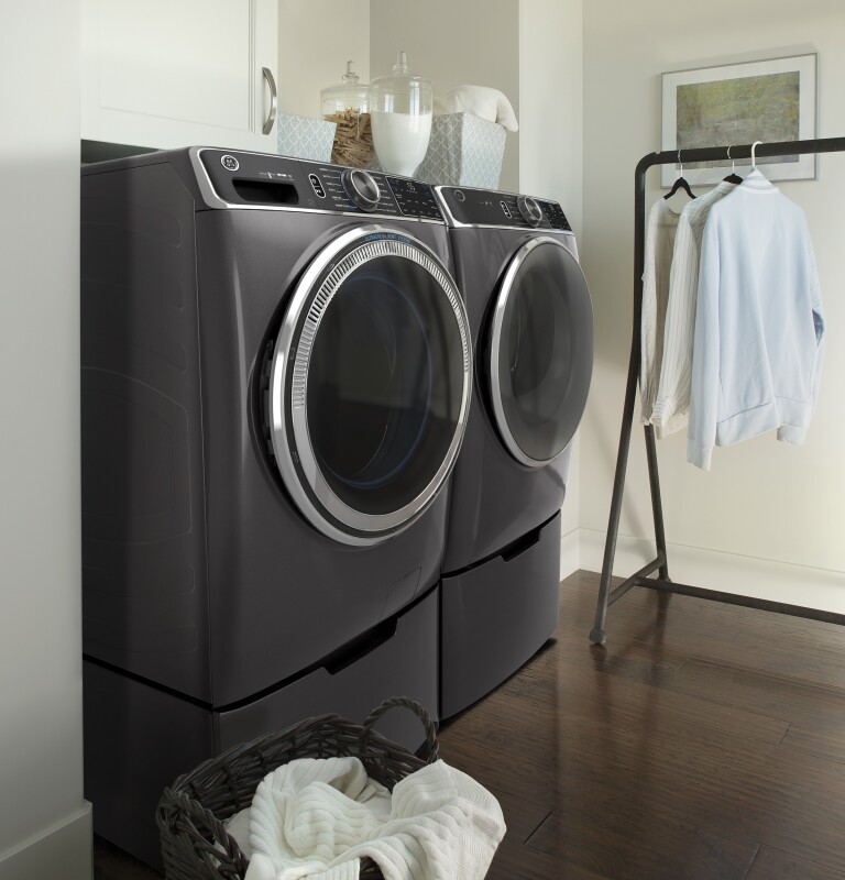 5.0 cu. ft. Capacity Smart Front Load Steam Washer with SmartDispense UltraFresh Vent System with OdorBlock and Steam GFW850SPNDG