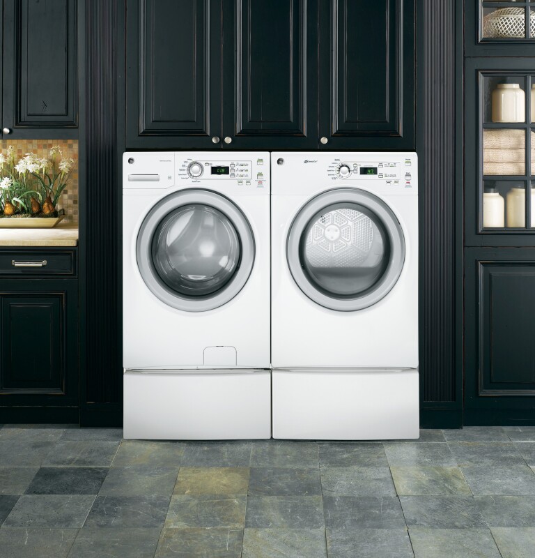 3.6 DOE Cu. Ft. Capacity Frontload Washer GFWN1100HWW