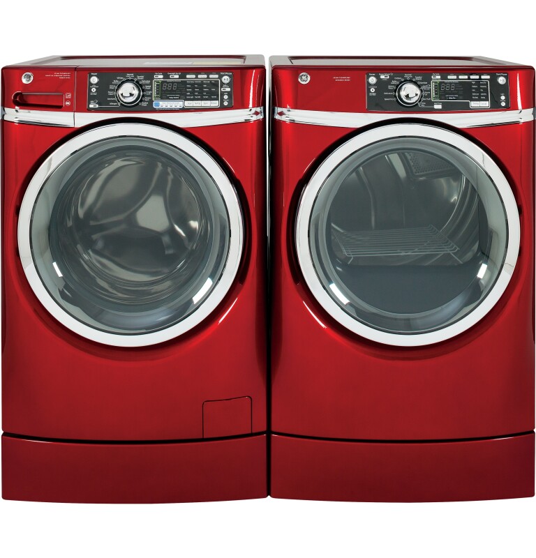 4.8 DOE cu. ft. capacity RightHeight Design Front Load washer GFWR4805FRR
