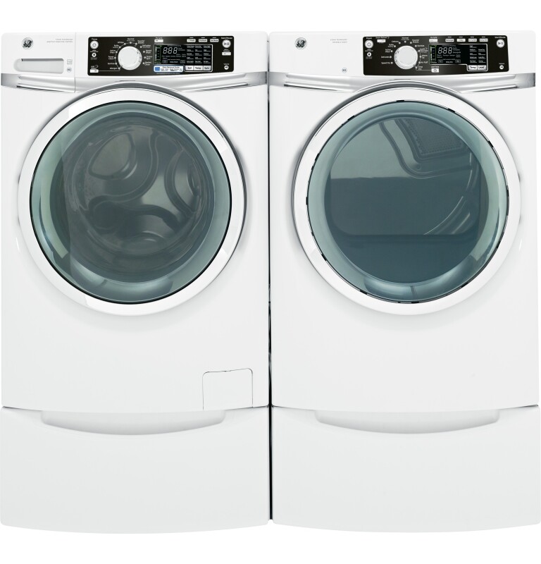 4.5 DOE cu. ft. capacity Front Load washer with steam GFWS2600FWW