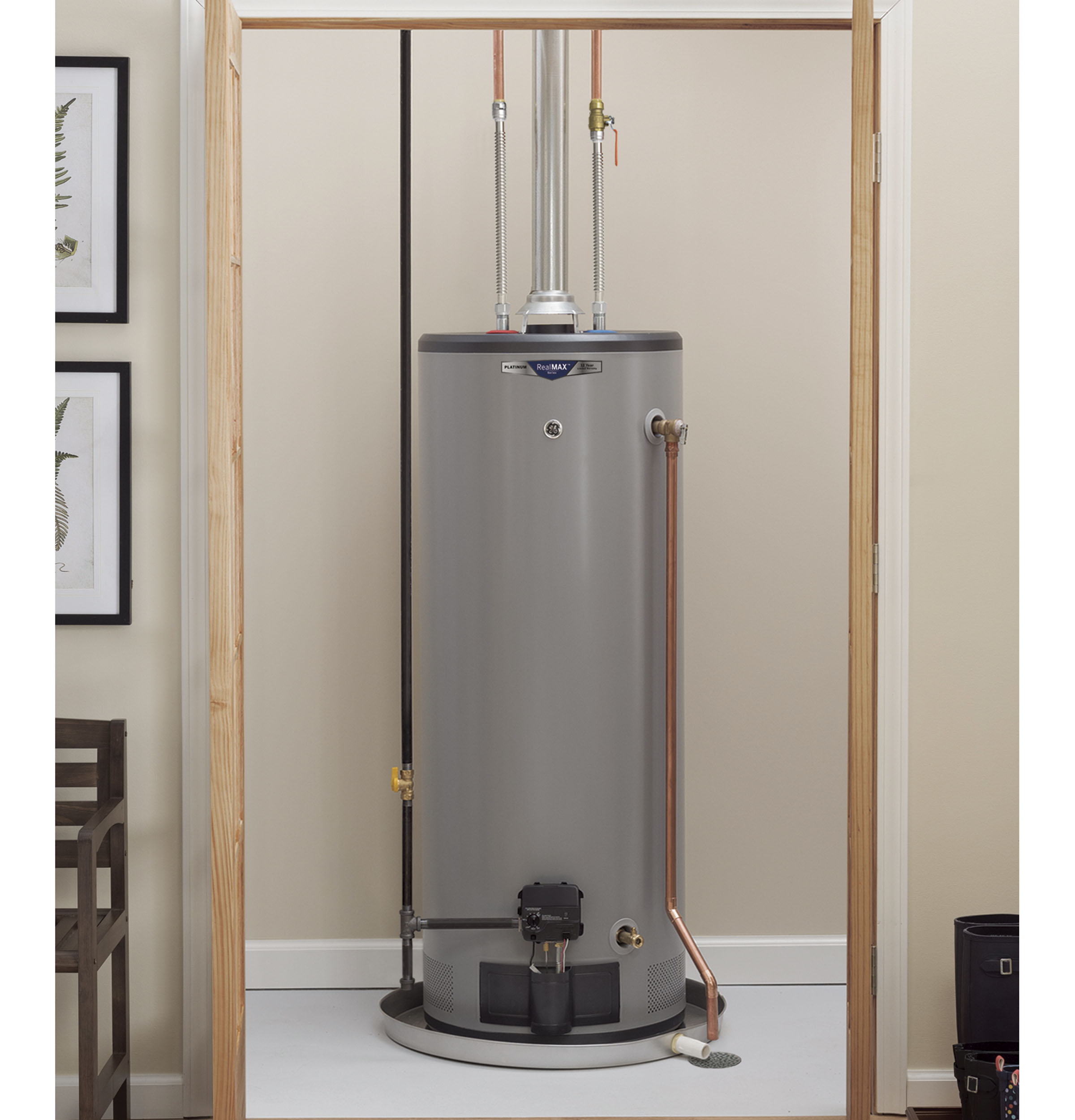 RealMAX Platinum 50-Gallon Tall Natural Gas Atmospheric Water Heater view 2