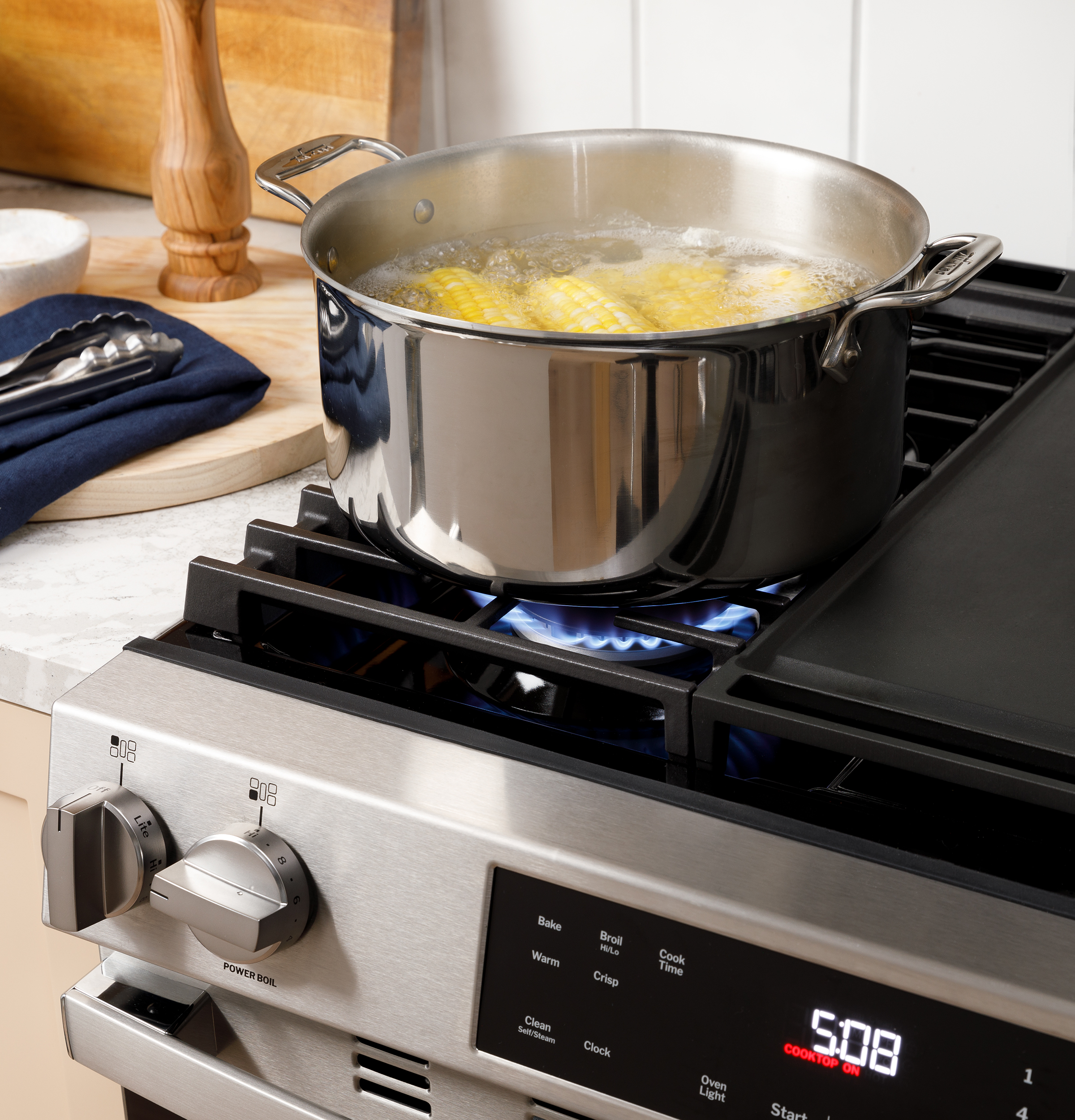 30" Slide-In Front-Control Gas Range with Crisp Mode view 14