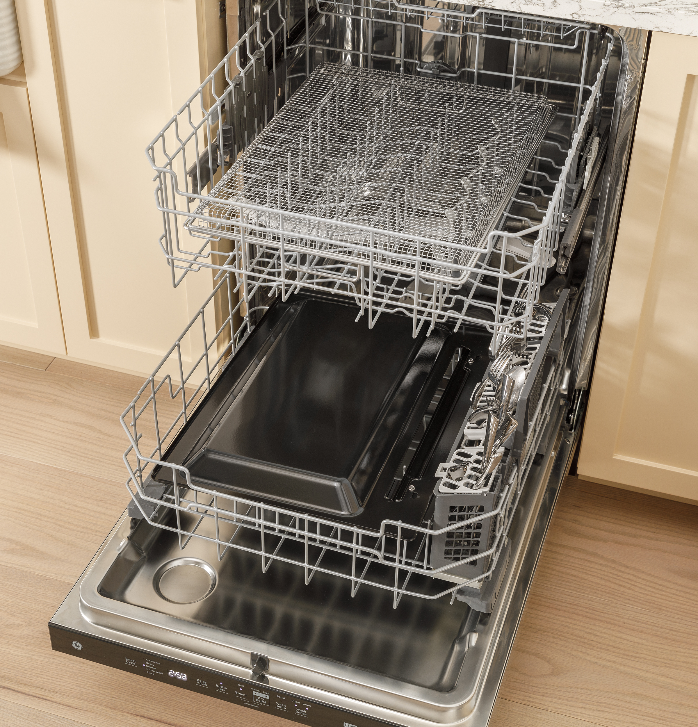 30" Slide-In Front-Control Convection Gas Range with No Preheat Air Fry and EasyWash Oven Tray view 30