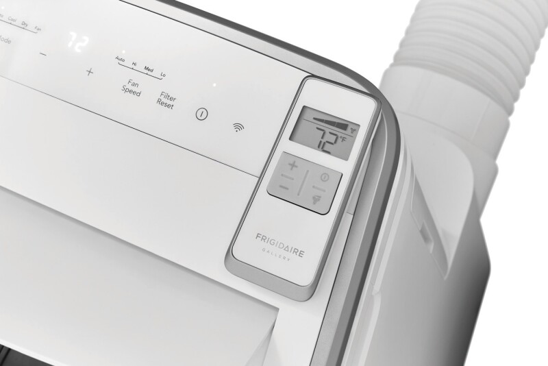 3-in-1 Cool Connect™ Portable Air Conditioner 13,000 BTU (ASHRAE) / 8,000 BTU (DOE) GHPC132AB1