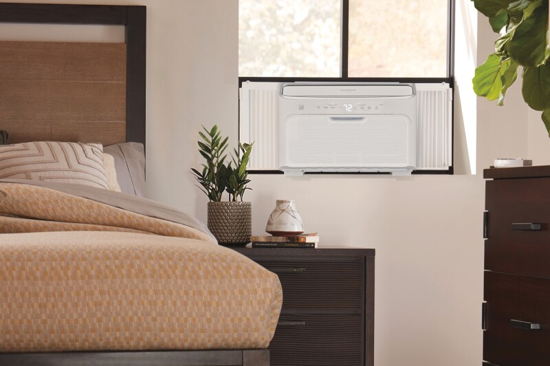 12,000 BTU Inverter Window Room Air Conditioner with Wi-Fi (Energy Star) GHWQ123WC1