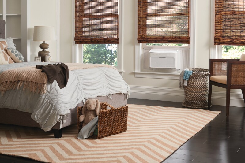 12,000 BTU Inverter Window Room Air Conditioner with Wi-Fi (Energy Star) GHWQ123WC1