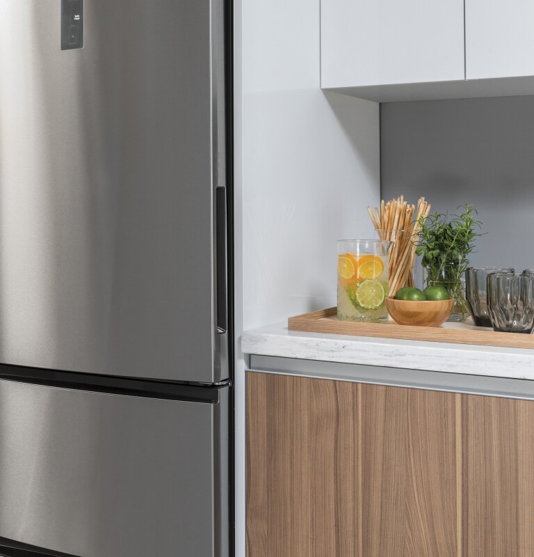 11.9 Cu. Ft. Bottom-Freezer Refrigerator GLE12HSLSS, product image 6 of 21