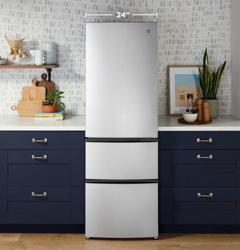 24" Wide Refrigerator