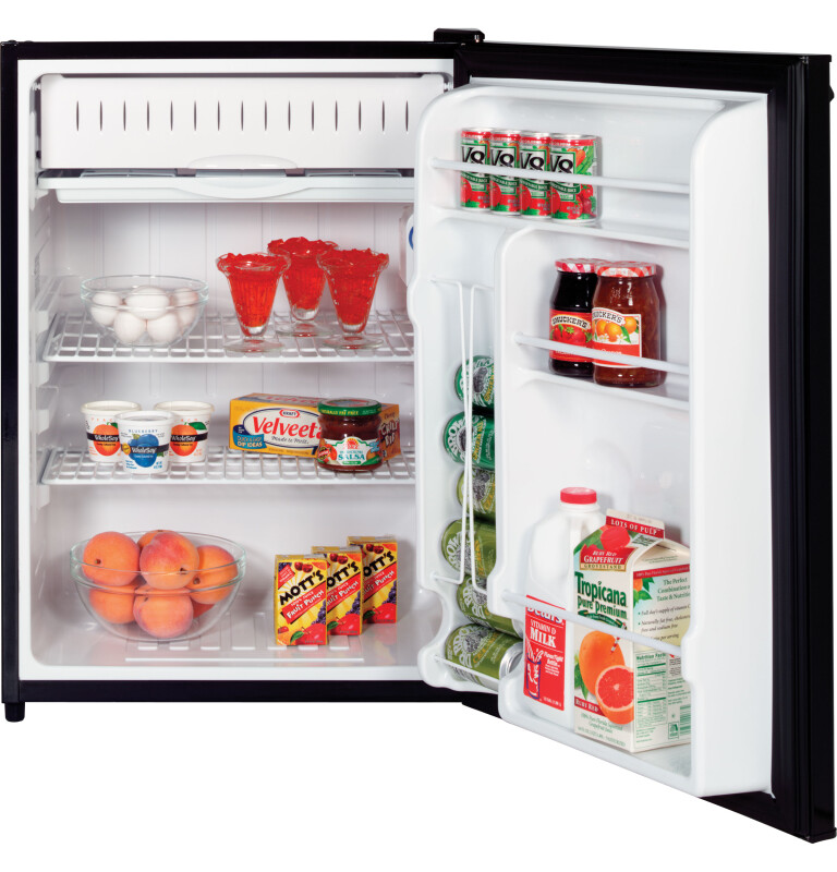 Spacemaker Compact Refrigerator GMR06AAZBB, product image 2 of 3