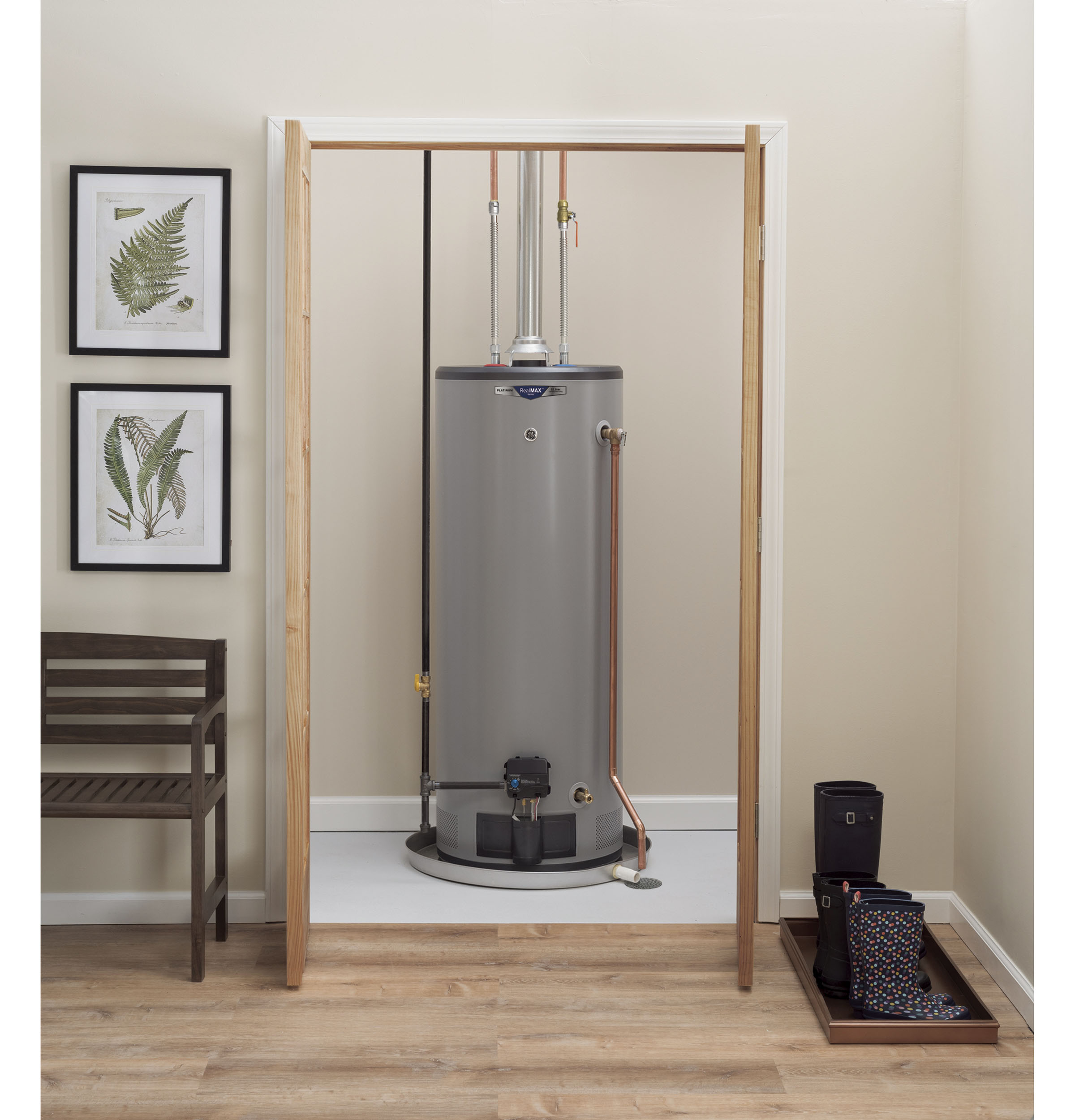 RealMAX Platinum 40-Gallon Tall Liquid Propane Atmospheric Water Heater view 2