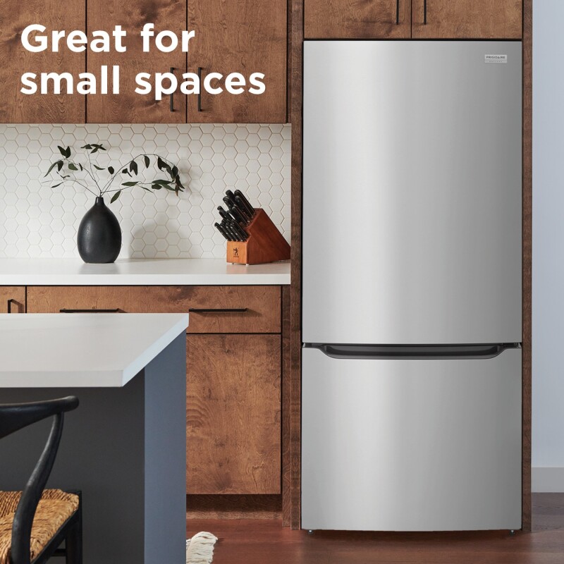 20 Cu. Ft. Standard-Depth Bottom Freezer Refrigerator view 9