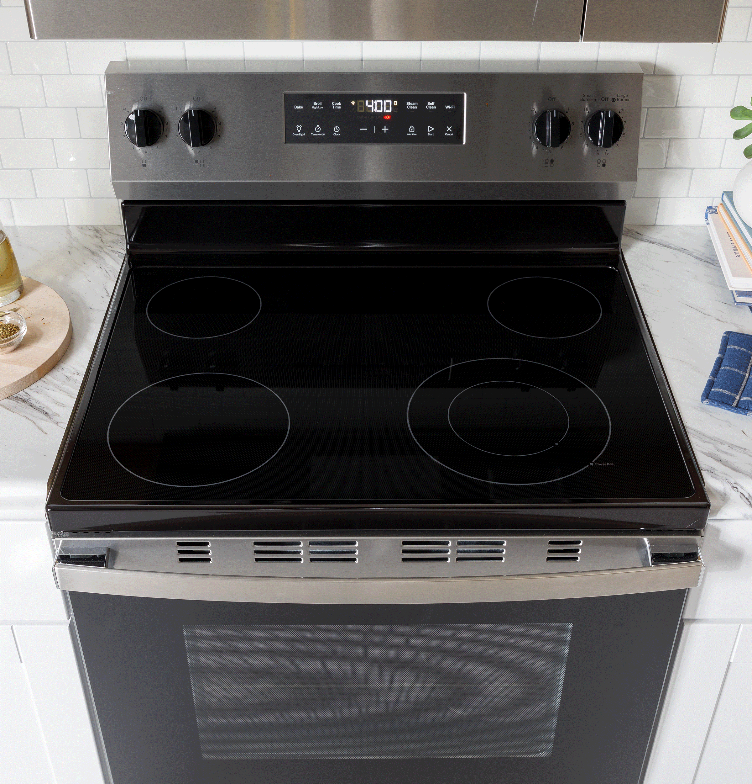 30" Free-Standing Electric Range view 6