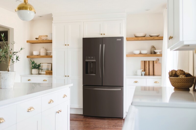 28 Cu. Ft. Standard-Depth French Door Refrigerator view 9