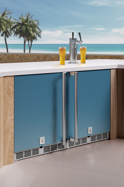 24″ Outdoor Undercounter Refrigerator (Solid Door) GRSR24TQ
