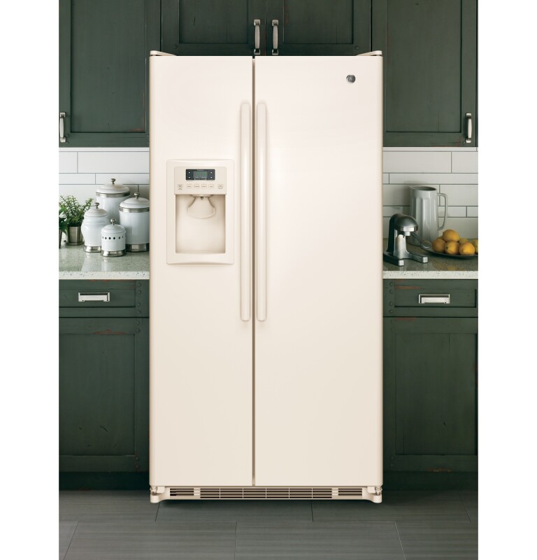 24.7 Cu. Ft. Side-By-Side Refrigerator GSE25ETHCC