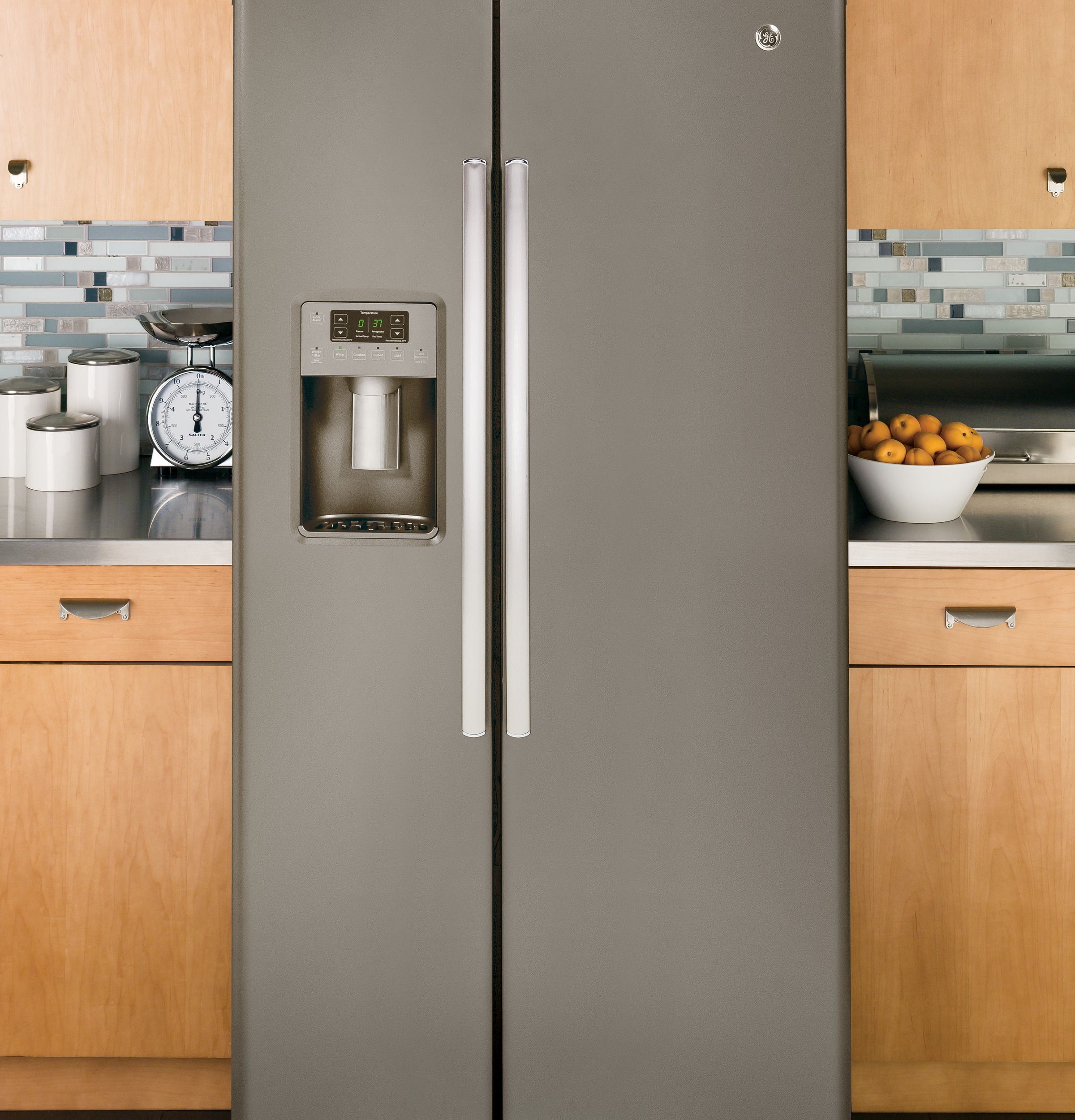 Ge® Energy Star® 25.3 Cu. Ft. Side-by-side Refrigerator GSE25HMHES