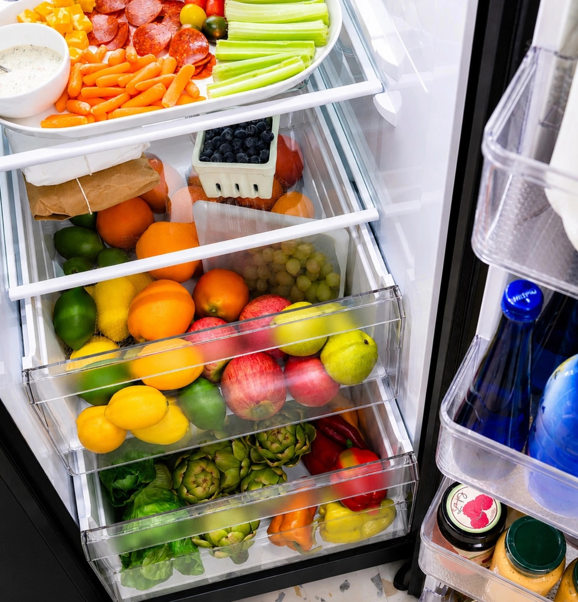 27.9 Cu. Ft. Side-By-Side Refrigerator with Extra Tall Dispenser and In-Door Icemaker GSS28NGYBB