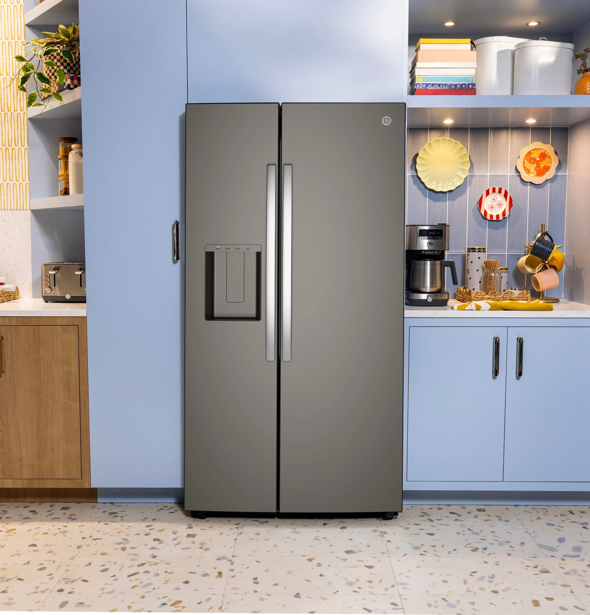 27.9 Cu. Ft. Side-By-Side Refrigerator with Extra Tall Dispenser and In-Door Icemaker GSS28NMYES